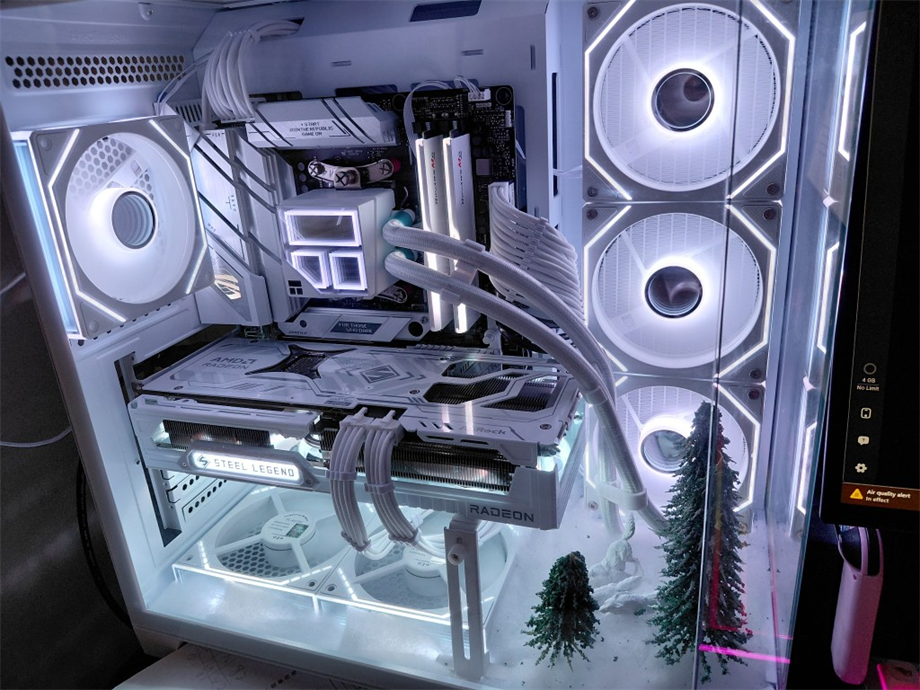 Custom white RX 9070 XT build